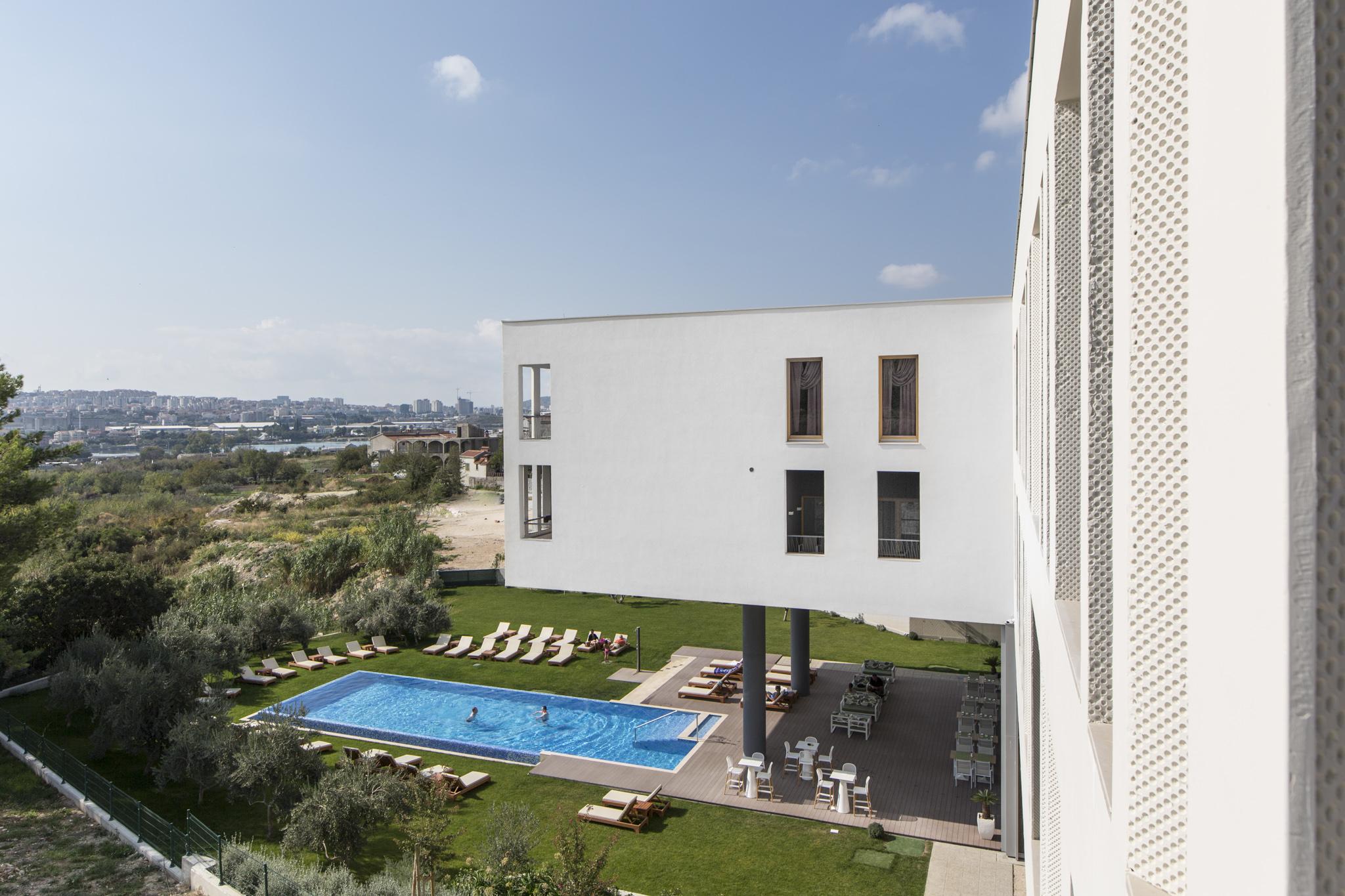 Hotel Salona Palace Ngoại thất bức ảnh