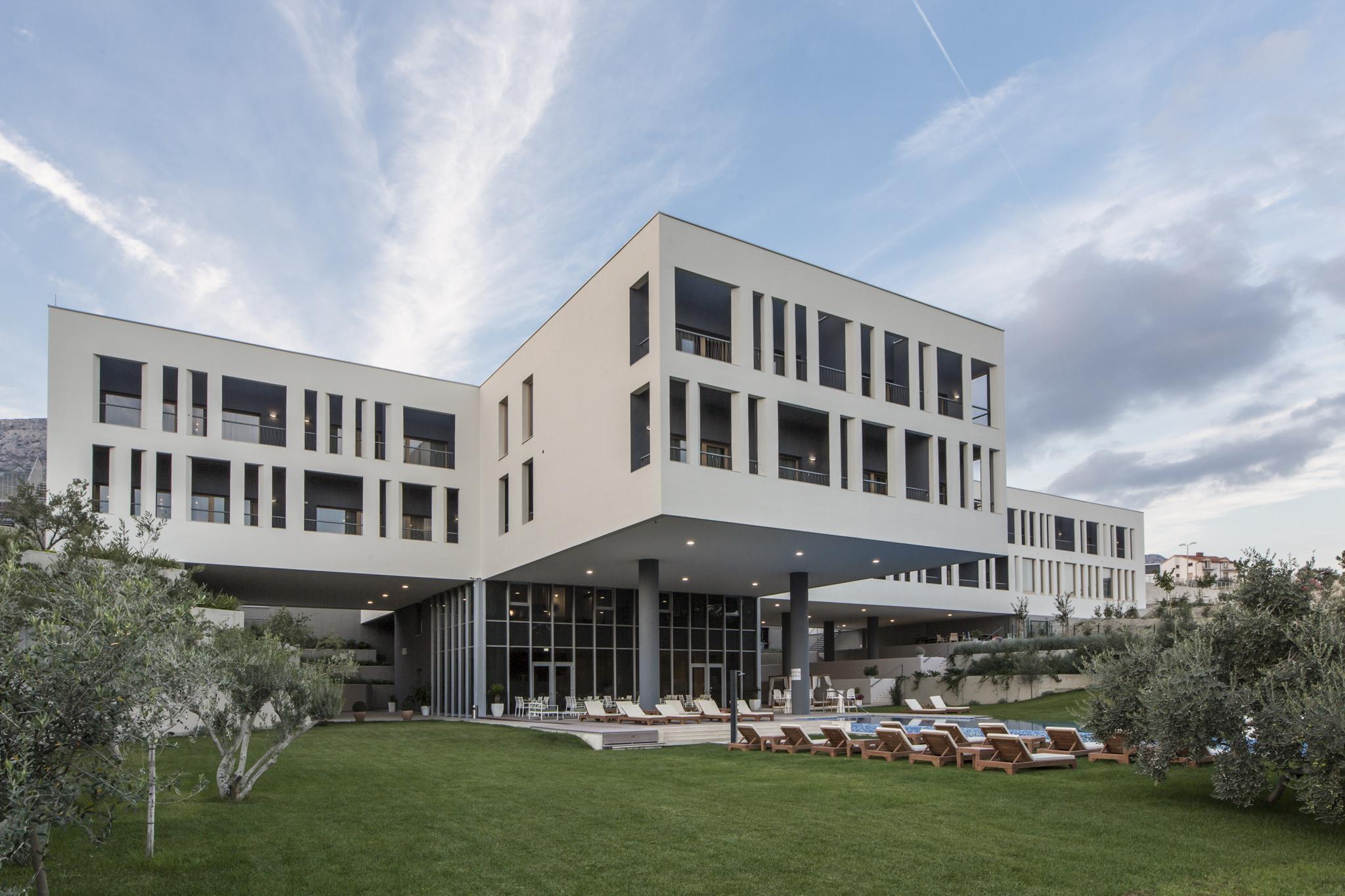Hotel Salona Palace Ngoại thất bức ảnh