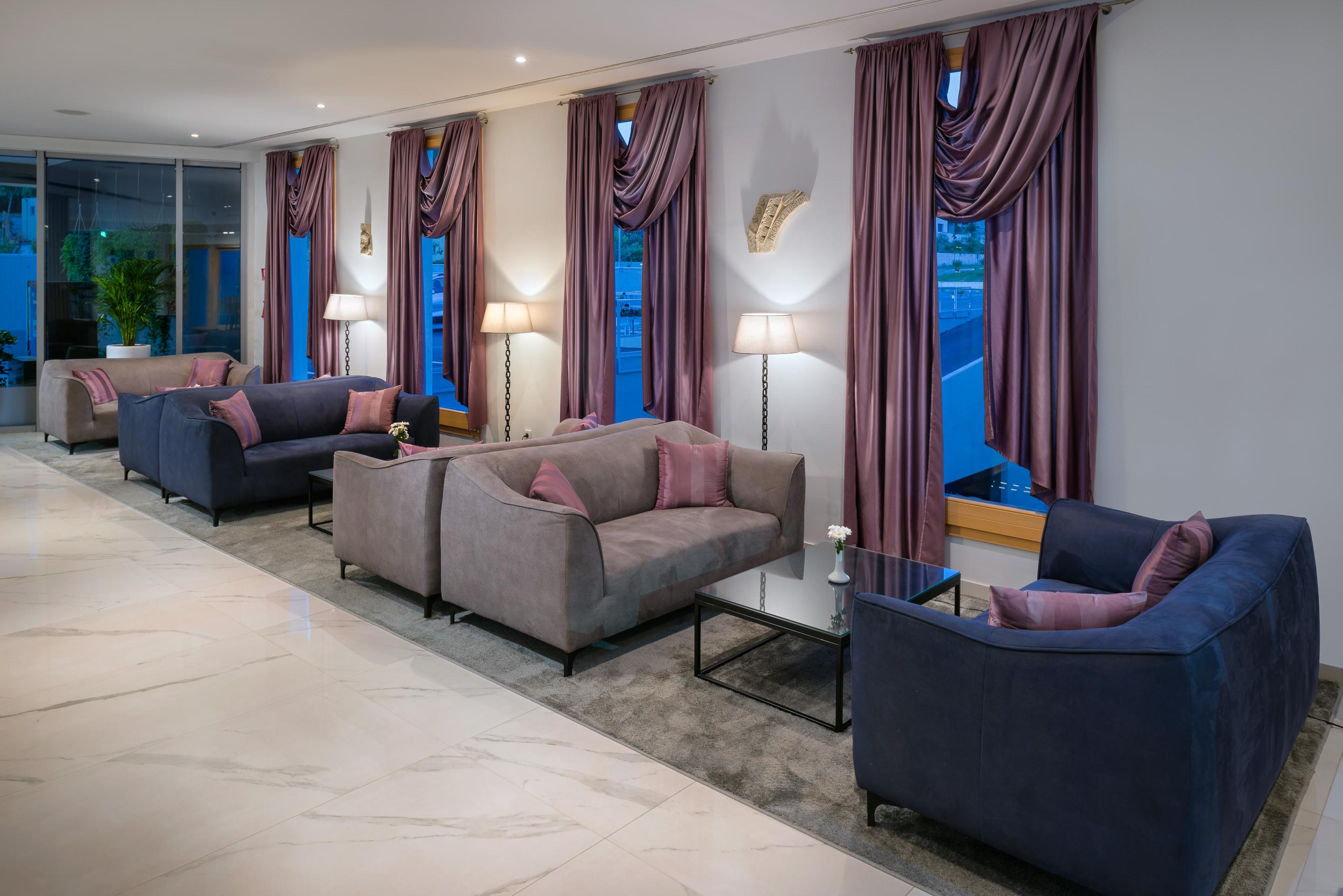 Hotel Salona Palace Ngoại thất bức ảnh