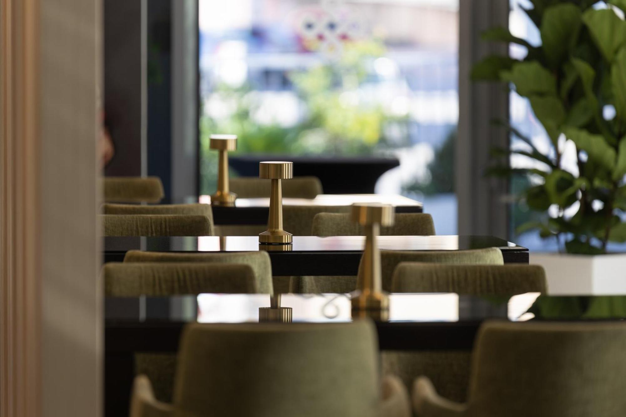 Hotel Salona Palace Ngoại thất bức ảnh